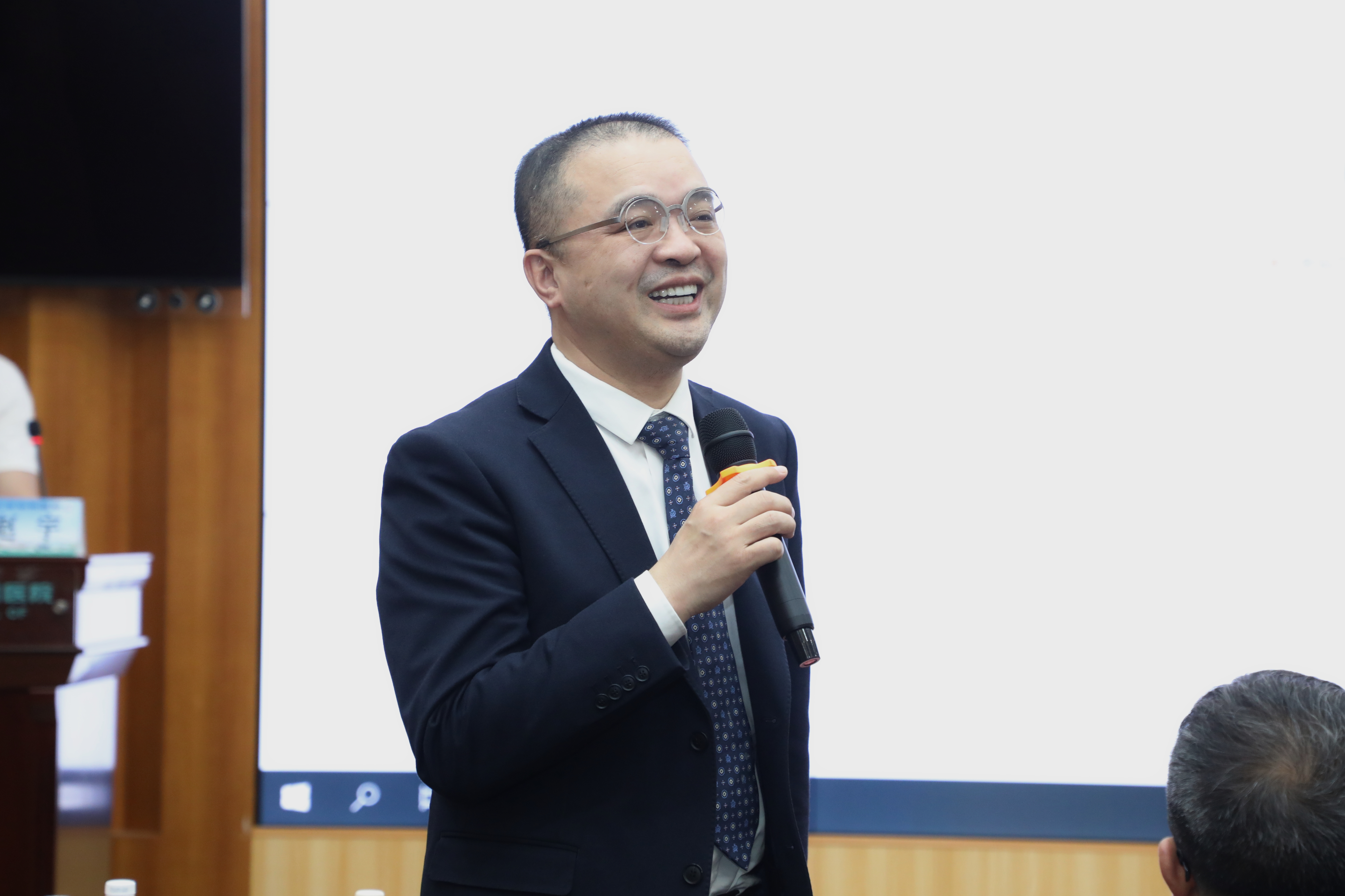 招聘者头像